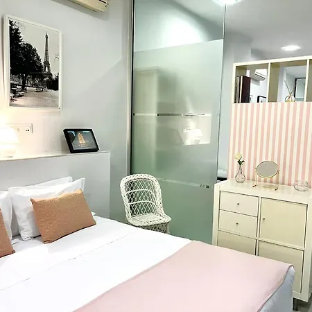 Apartamento Lovely Loft Junto A La Giralda